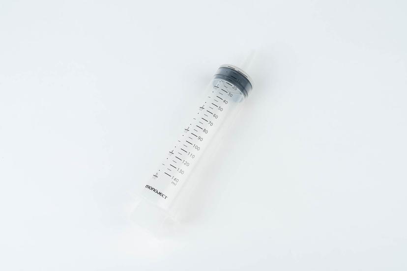 non-needle applicator syringe