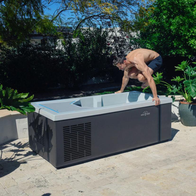 alpine-glacier-cold-tub